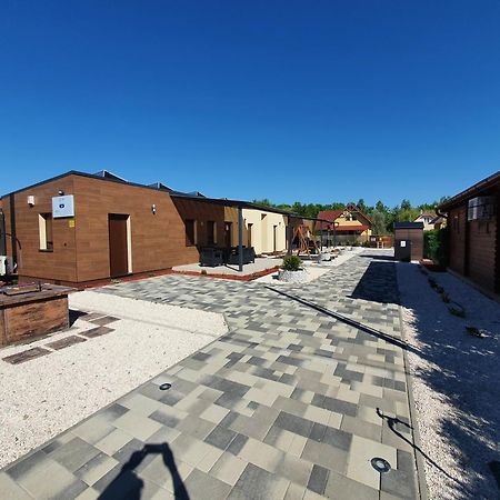 H&H Apartments Poroszló エクステリア 写真