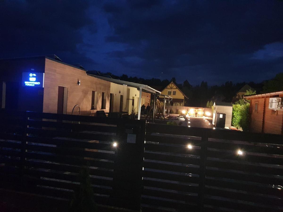 H&H Apartments Poroszló エクステリア 写真